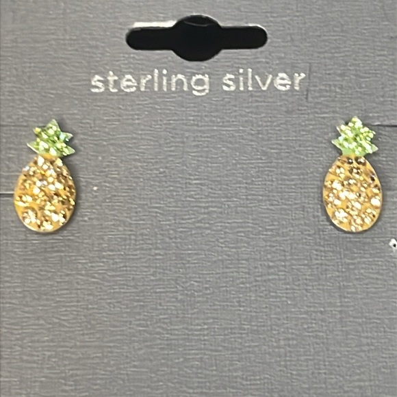 NWT Silver Treasures Sterling Silver Multicolor Crystal Pineapple Stud Earrings - Picture 5 of 5